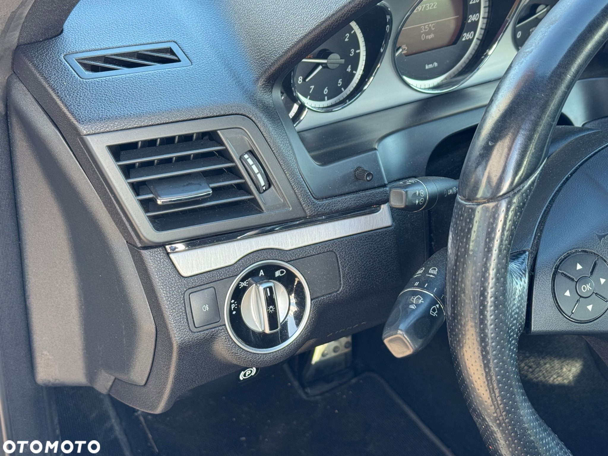 Mercedes-Benz Klasa E 200 CGI BlueEffICIENCY - 11