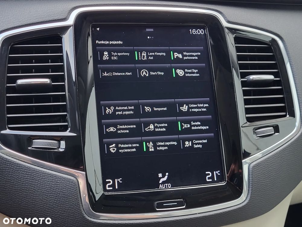 Volvo XC 90 D5 SCR AWD Inscription 7os - 13