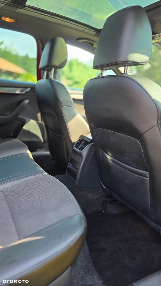 Skoda Octavia 2.0 TDI SCR Style DSG - 12