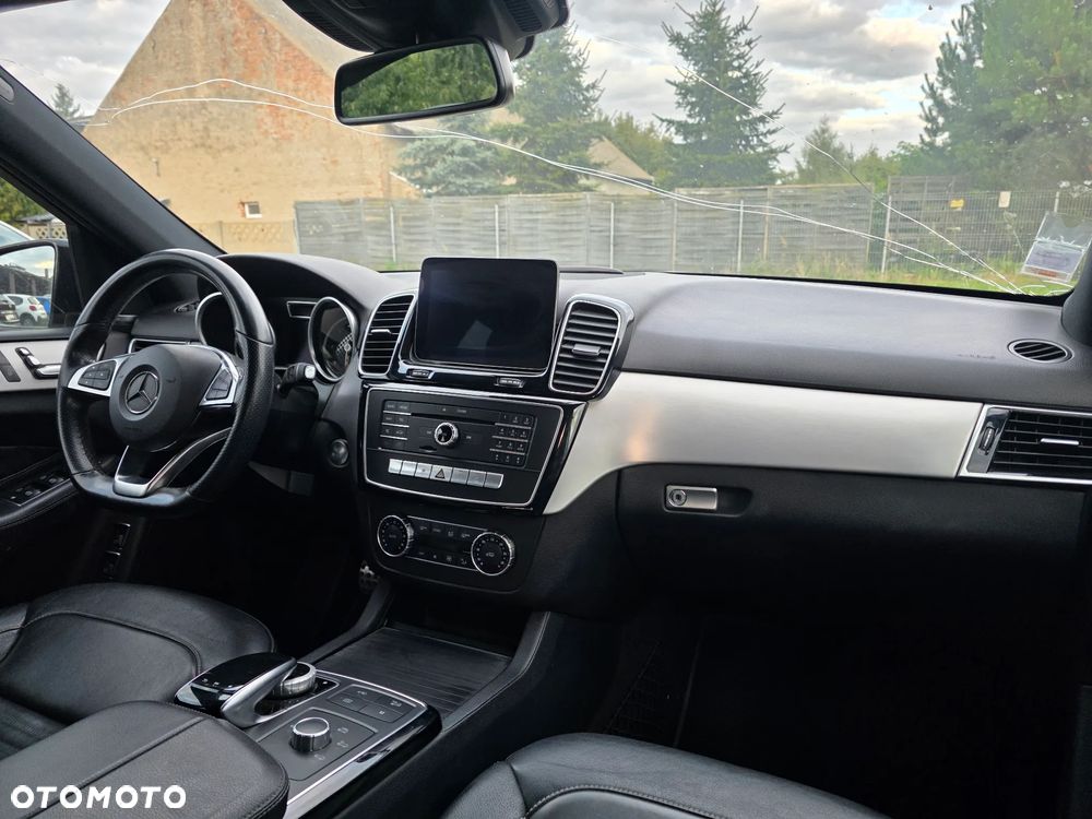 Mercedes-Benz GLE 350 d 4Matic 9G-TRONIC AMG Line - 19