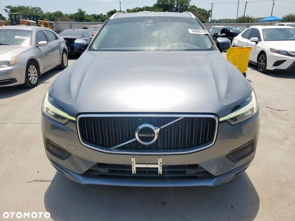 Volvo XC 60 T5 AWD Momentum - 6