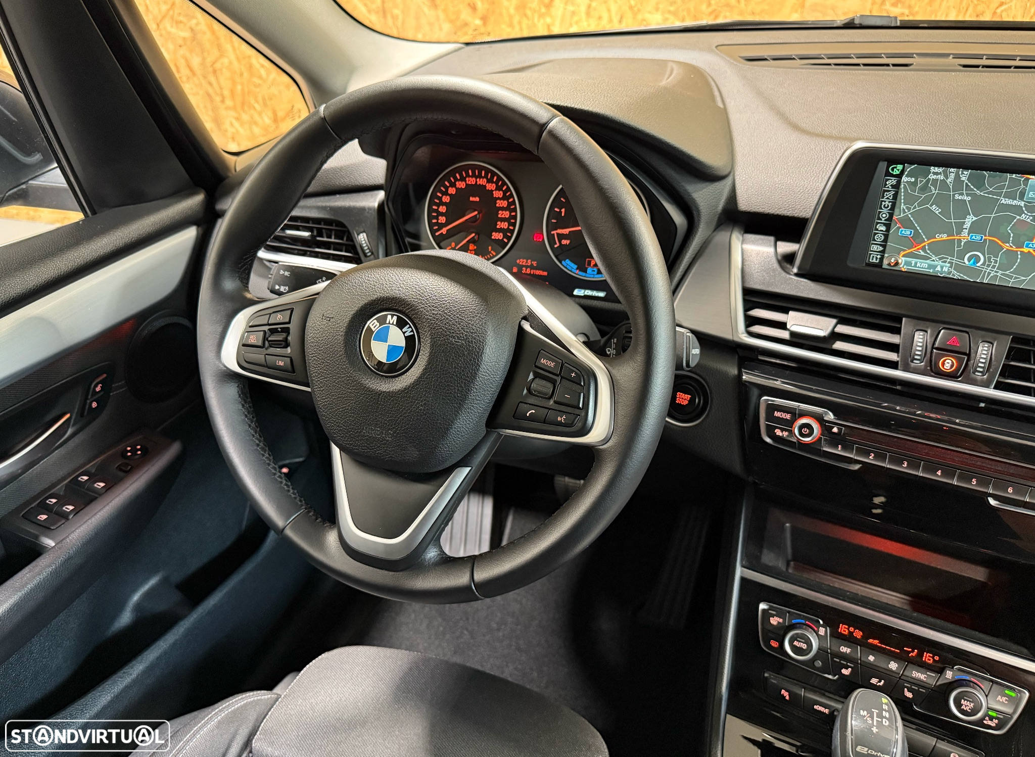 BMW 225xe Active Tourer Line Sport - 11