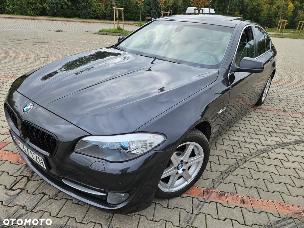 BMW Seria 5 525d - 1