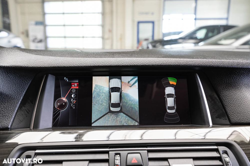 BMW Seria 5 525d xDrive Aut. Luxury Line - 17