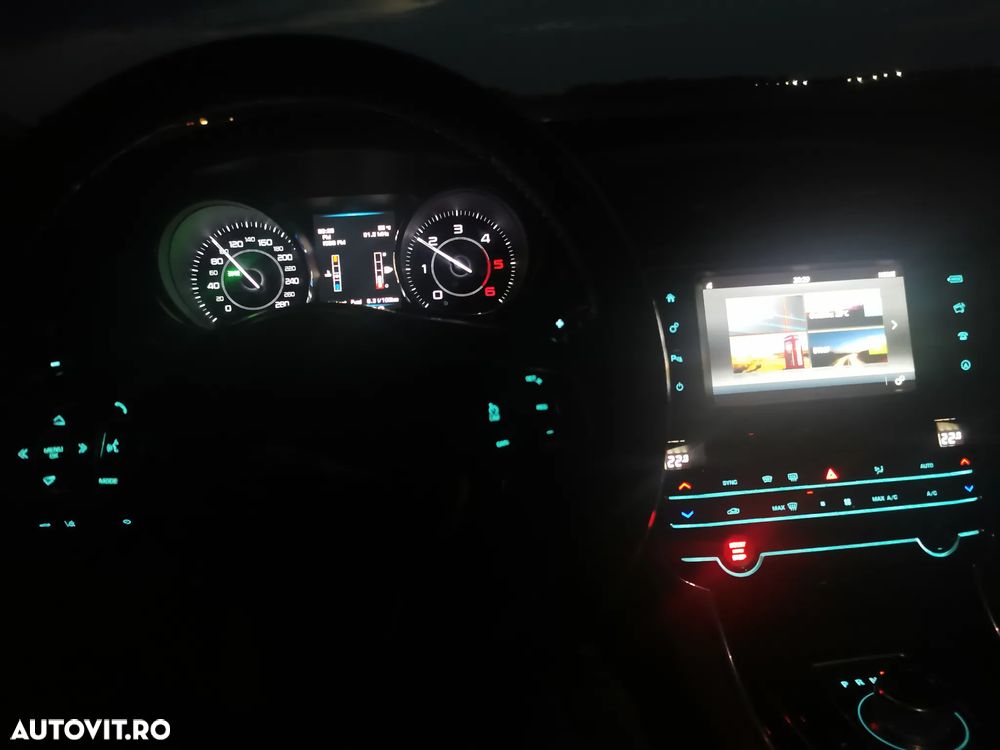 Jaguar XE E-Performance Aut. Prestige - 6