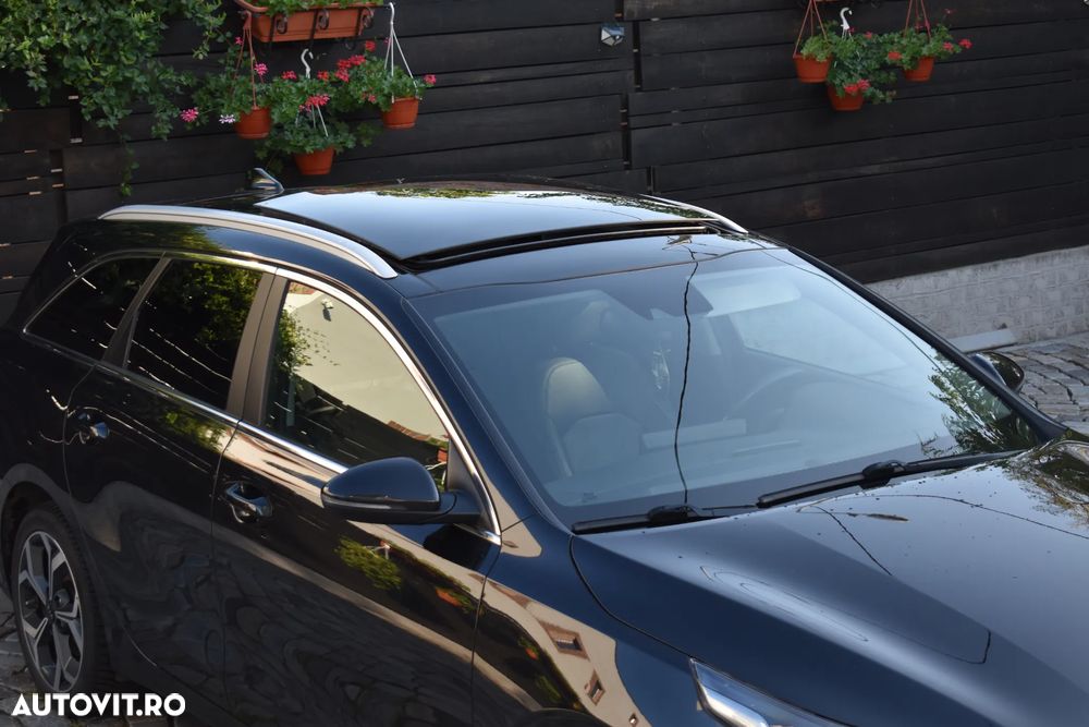 Kia Ceed - 12