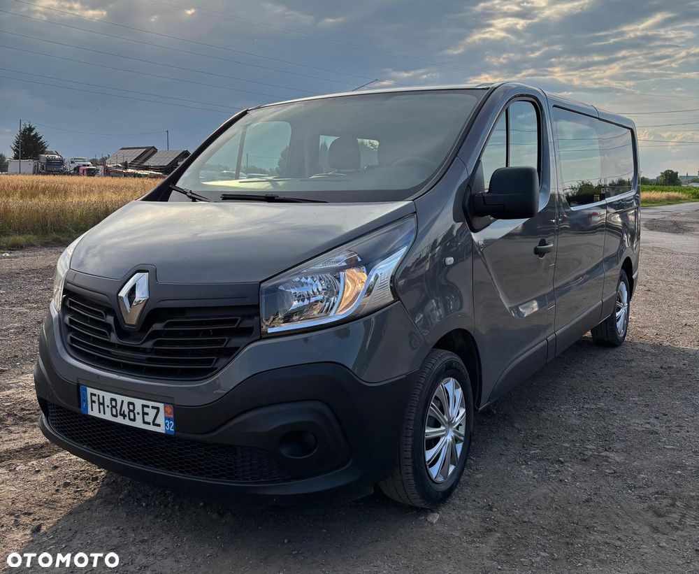 Renault TRAFIC - 1