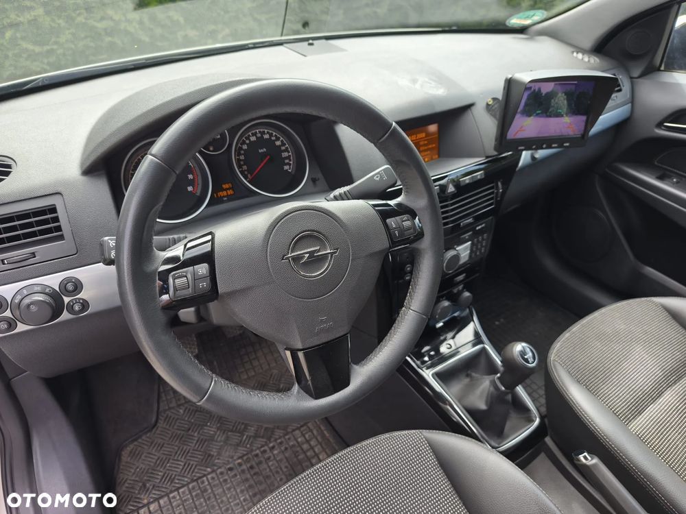 Opel Astra 1.8 Cosmo - 11