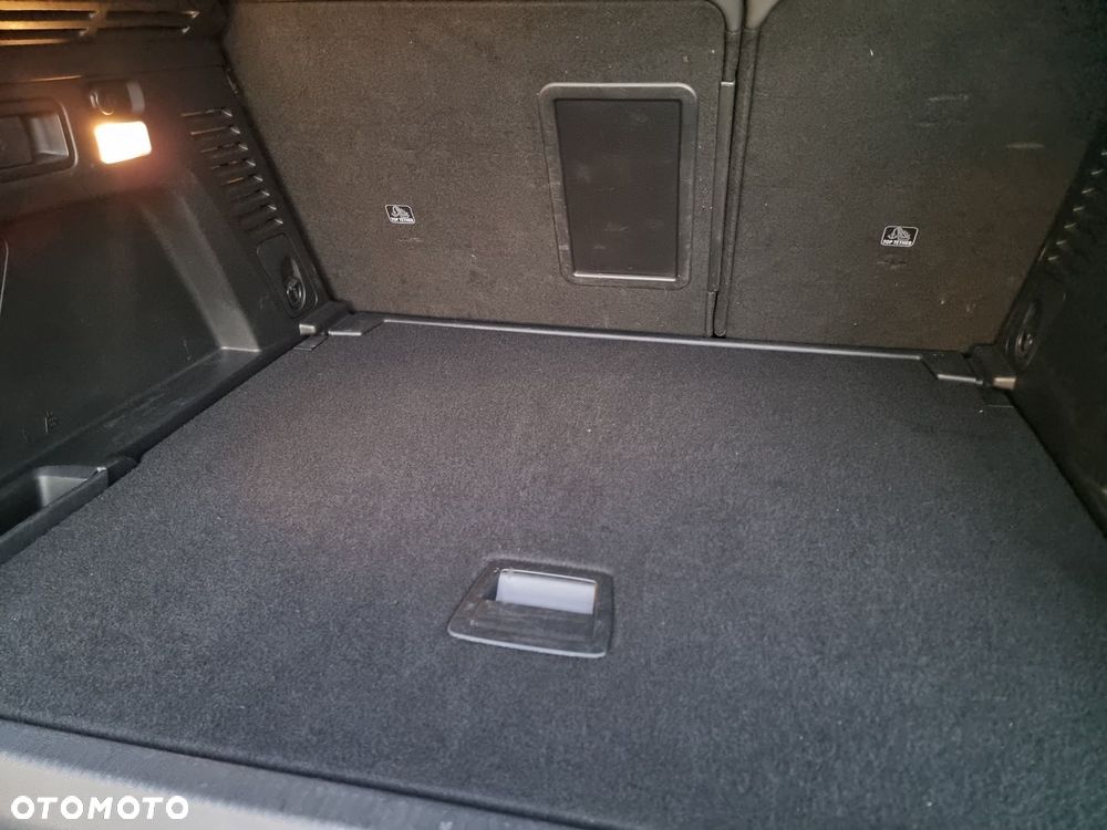 Peugeot 3008 1.5 BlueHDi Allure Pack S&S EAT8 - 22