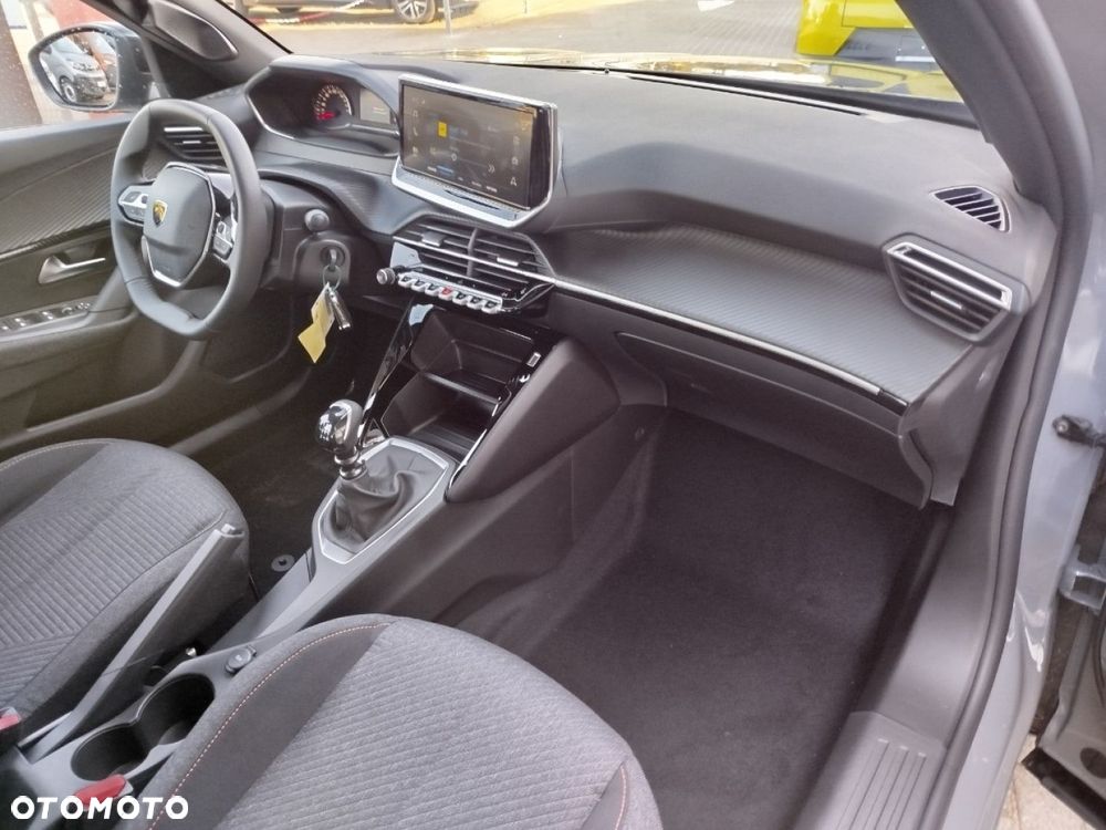Peugeot 2008 - 18