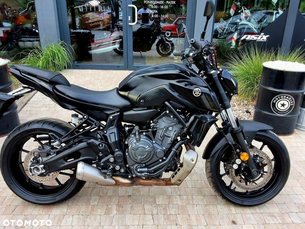 Yamaha MT - 1