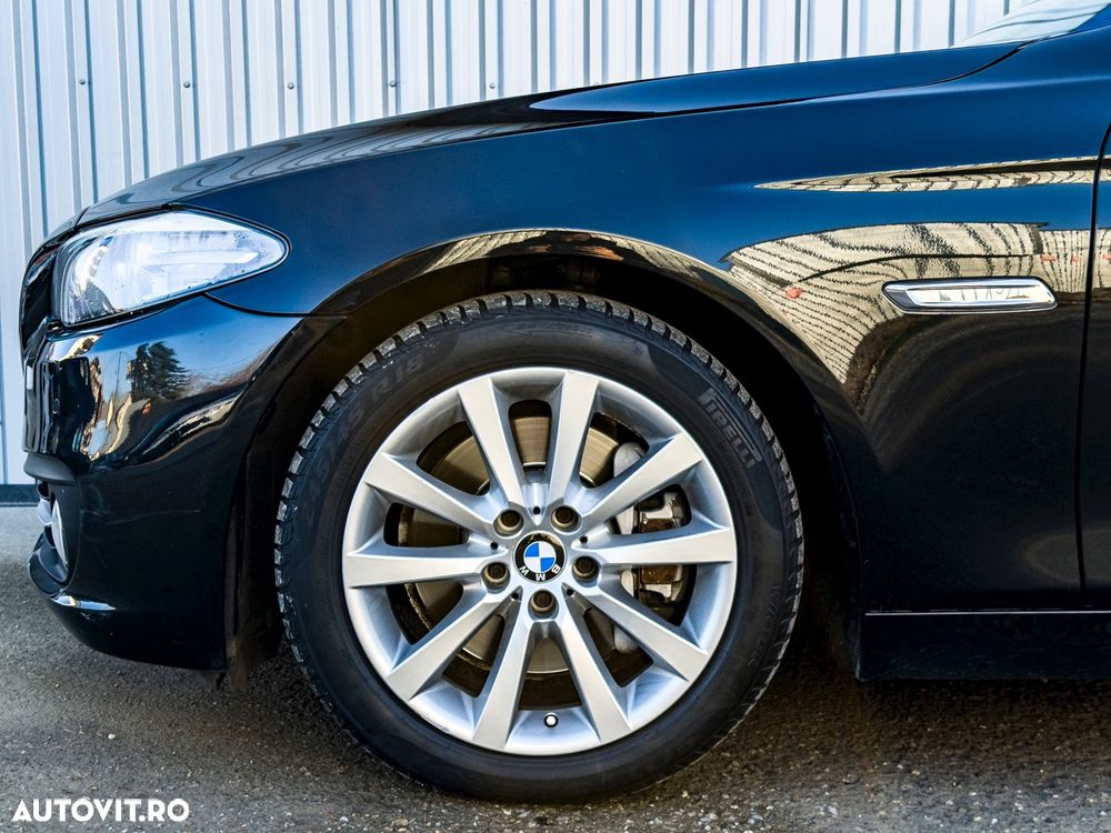 BMW Seria 5 525d Aut. - 26