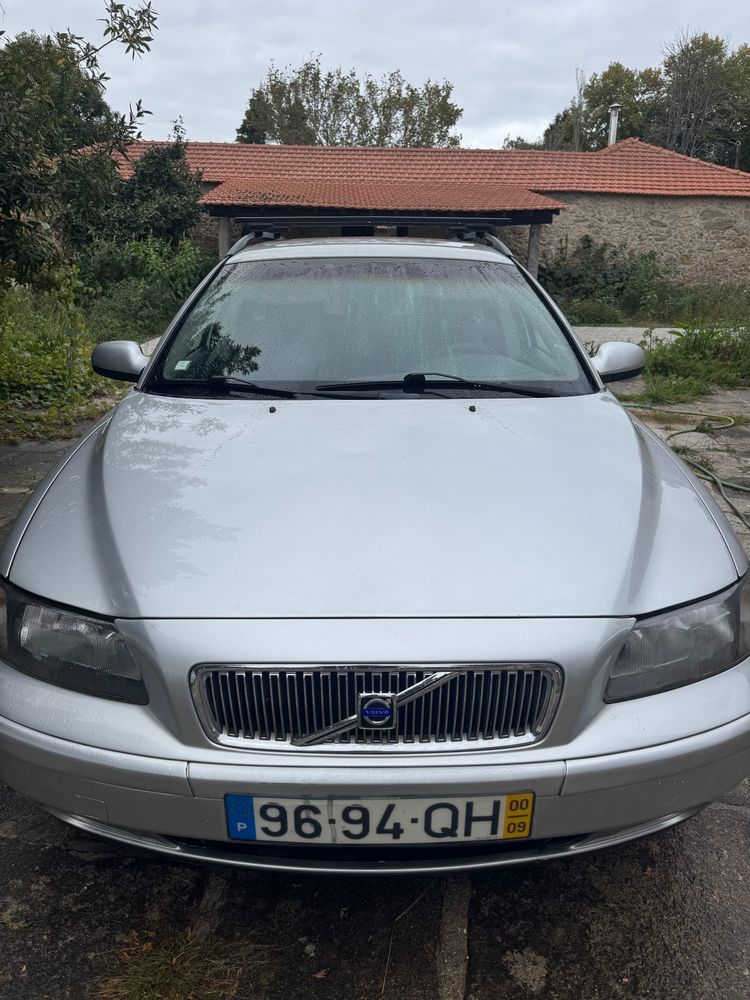 Volvo V70 R AWD