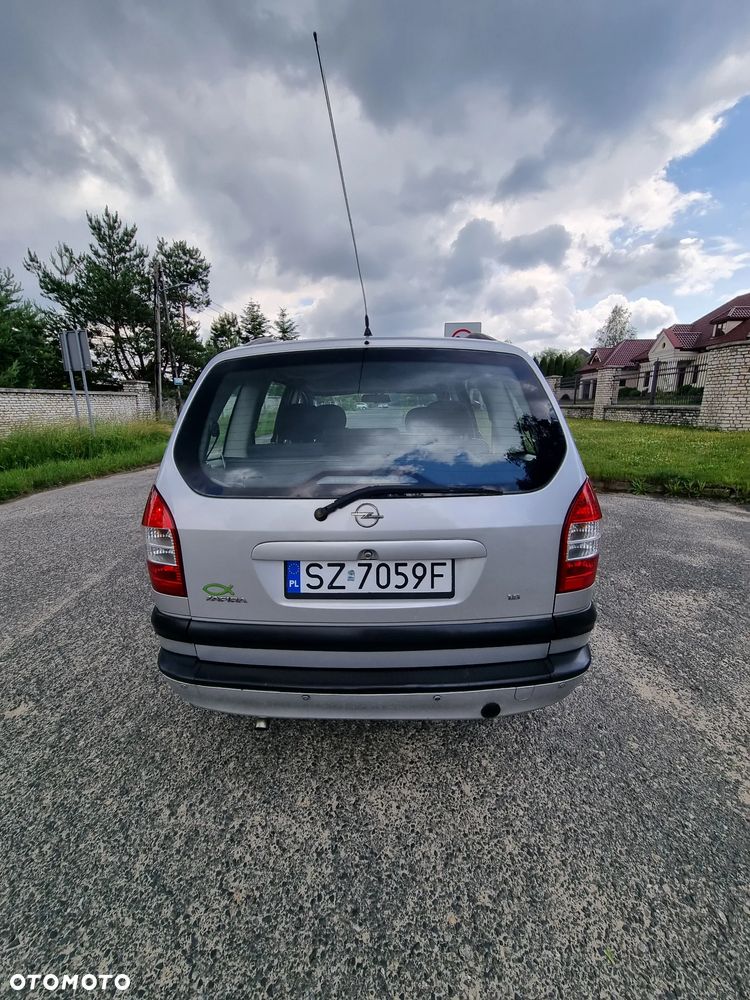 Opel Zafira 1.8 16V Comfort - 15