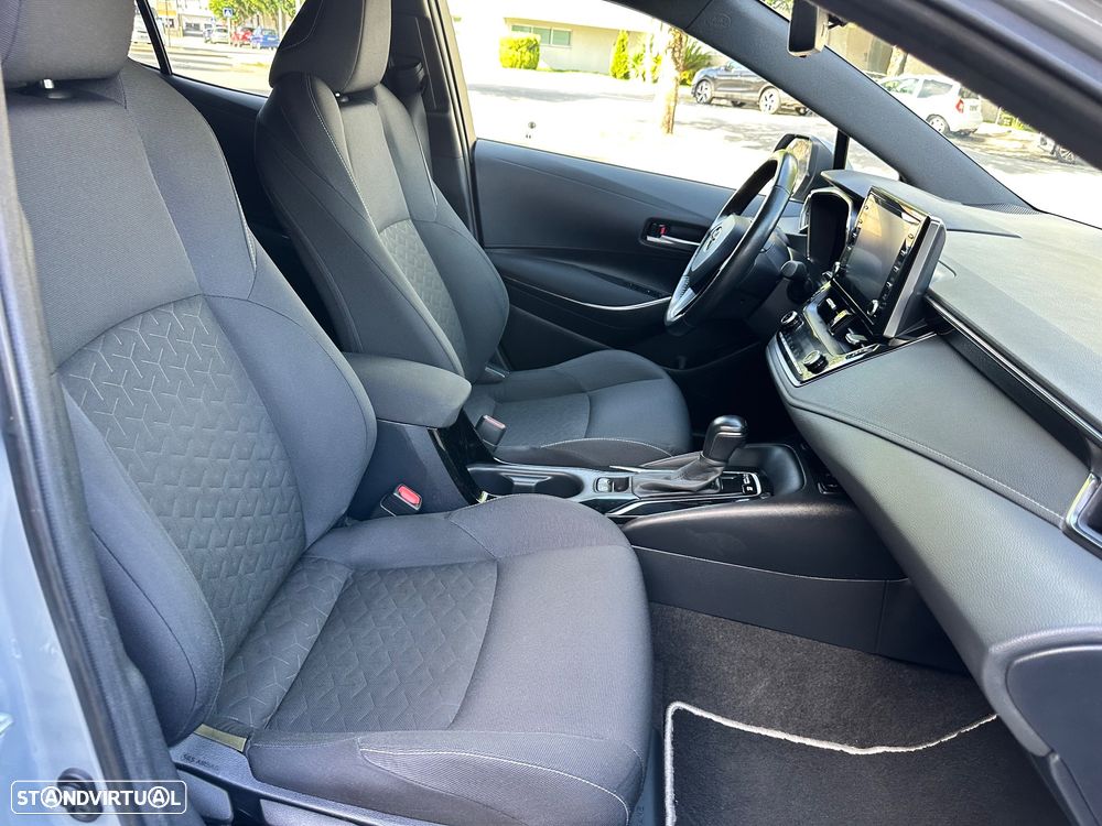 Toyota Corolla 1.8 Hybrid Square Collection - 49