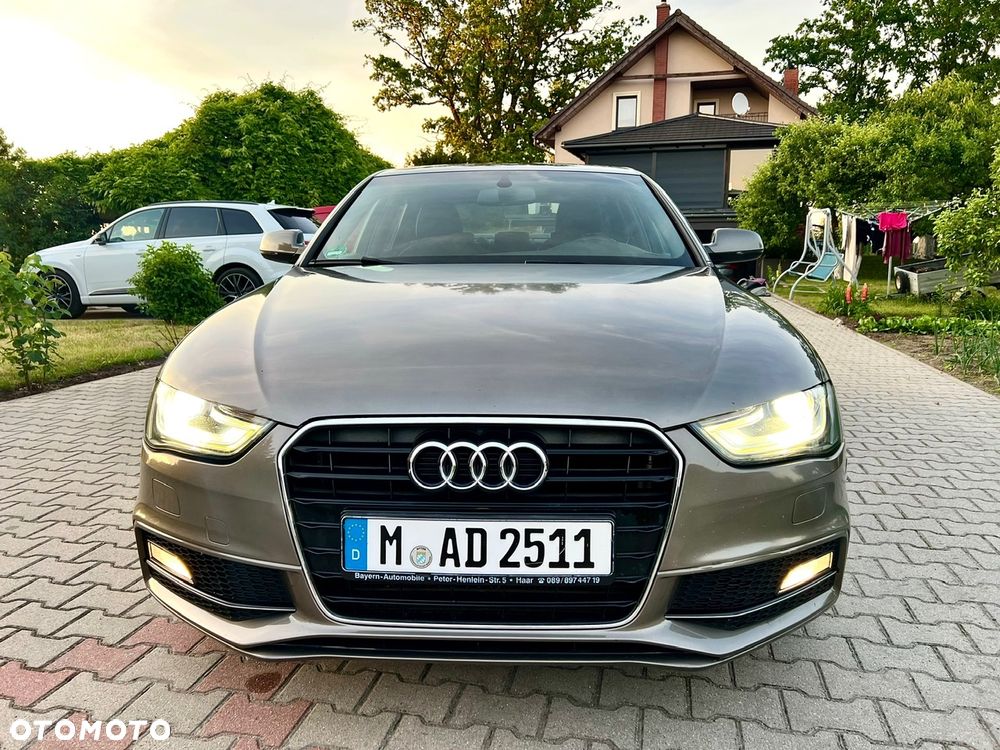 Audi A4 Limousine - 6