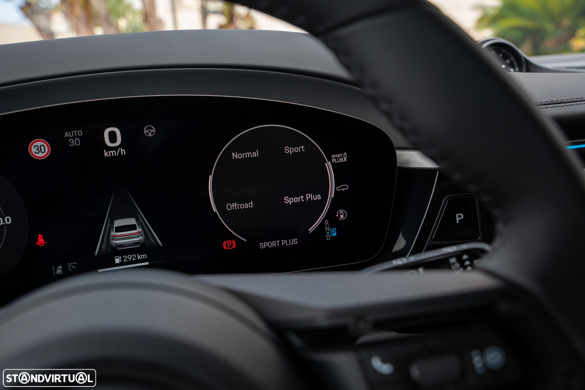 Porsche Macan Electric 4 - 33