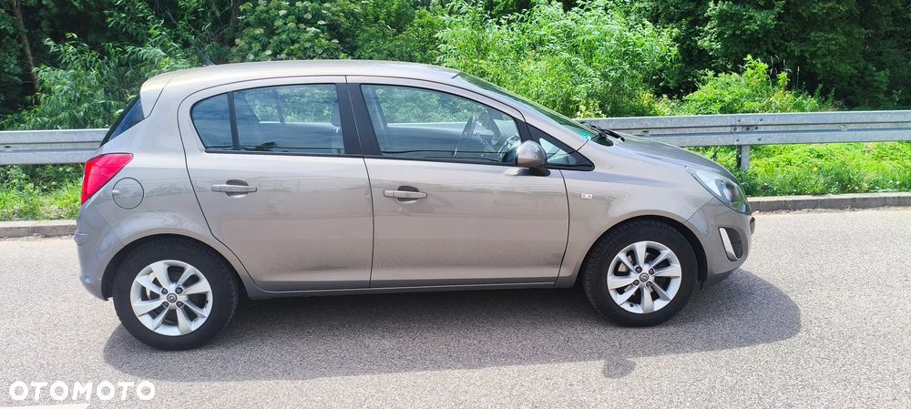 Opel Corsa - 12