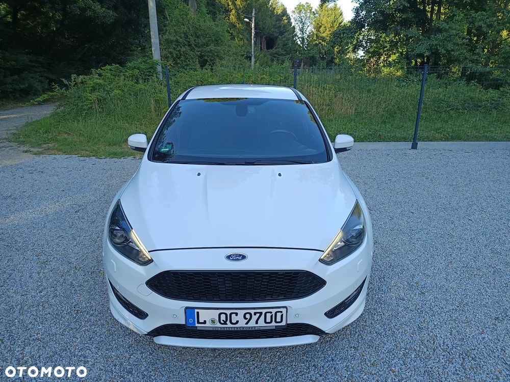 Ford Focus 1.0 EcoBoost Start-Stopp-System ST-LINE - 18