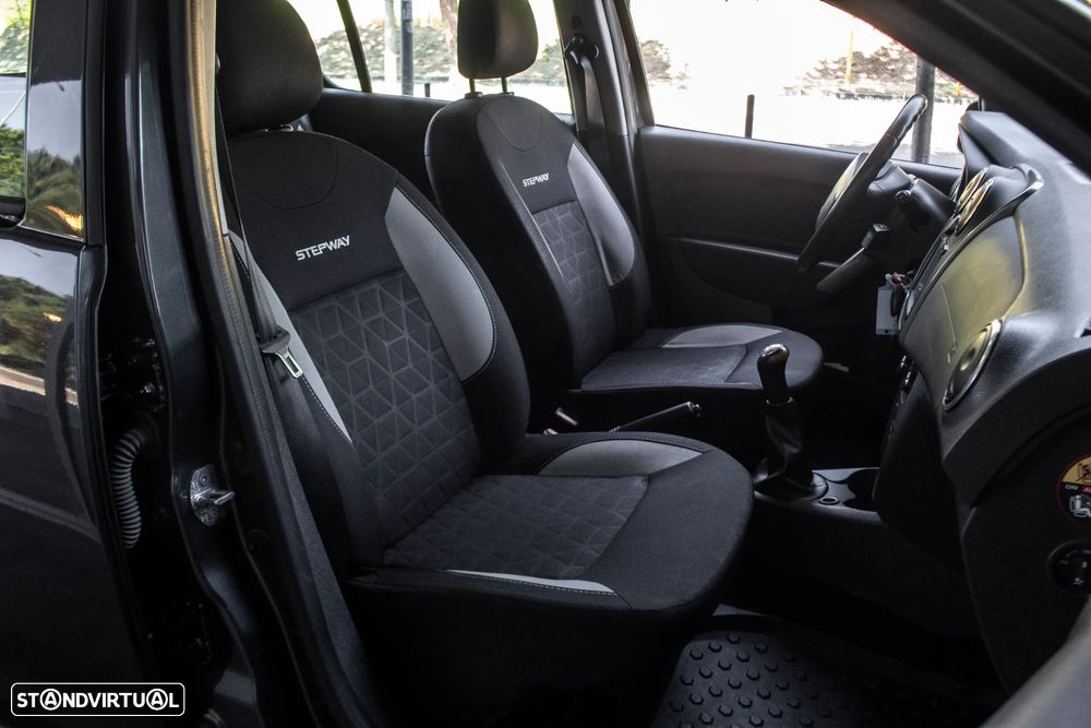 Dacia Sandero 1.5 dCi Stepway - 18