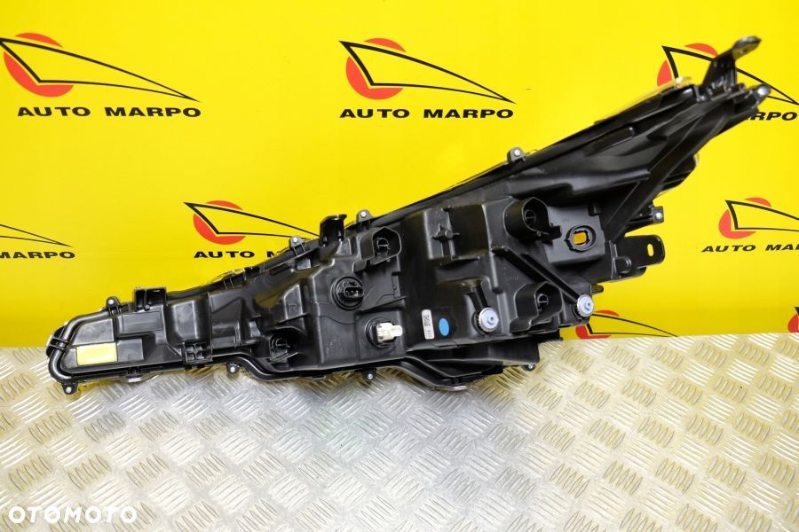 TOYOTA COROLLA E21 2022- REFLEKTOR LAMPA LED R USA - 8