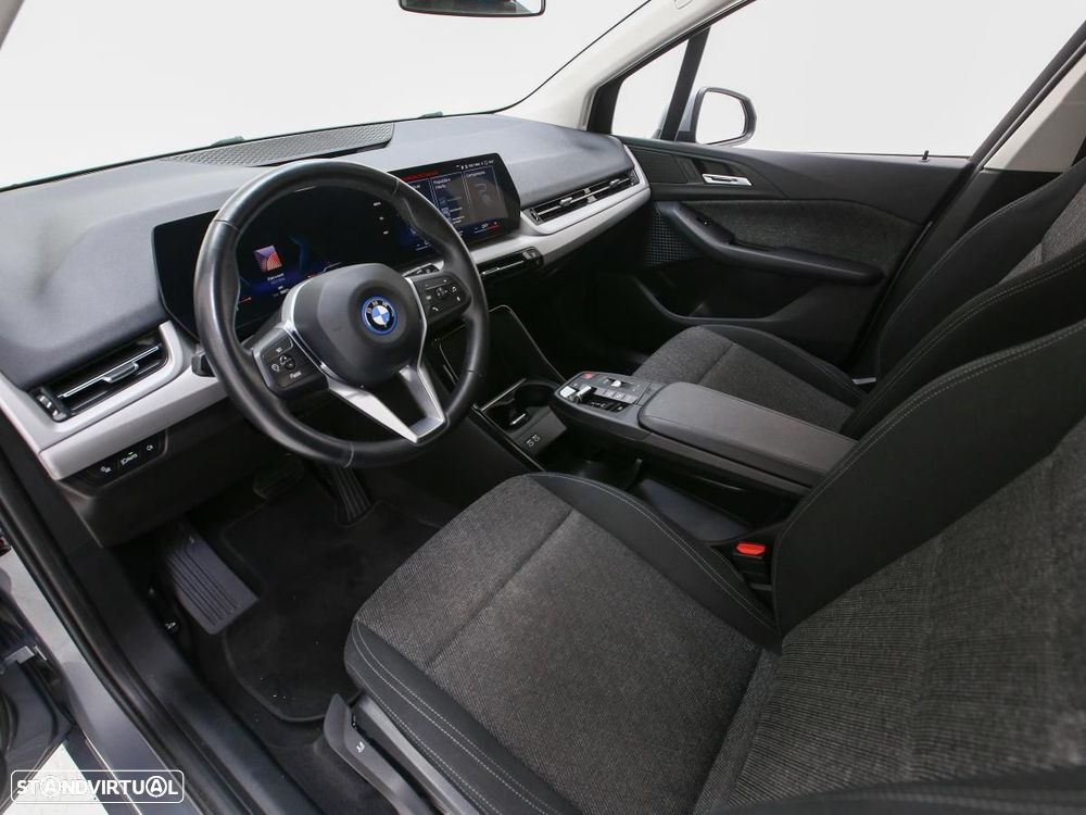 BMW 225xe Active Tourer e xDrive - 8