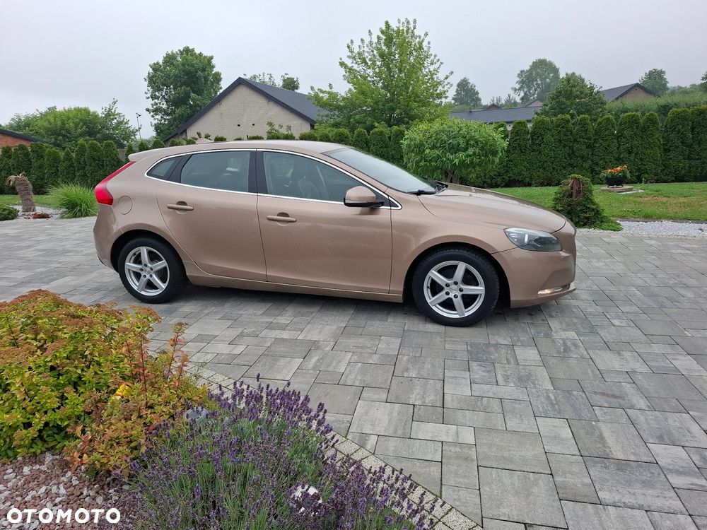 Volvo V40 D2 You - 11