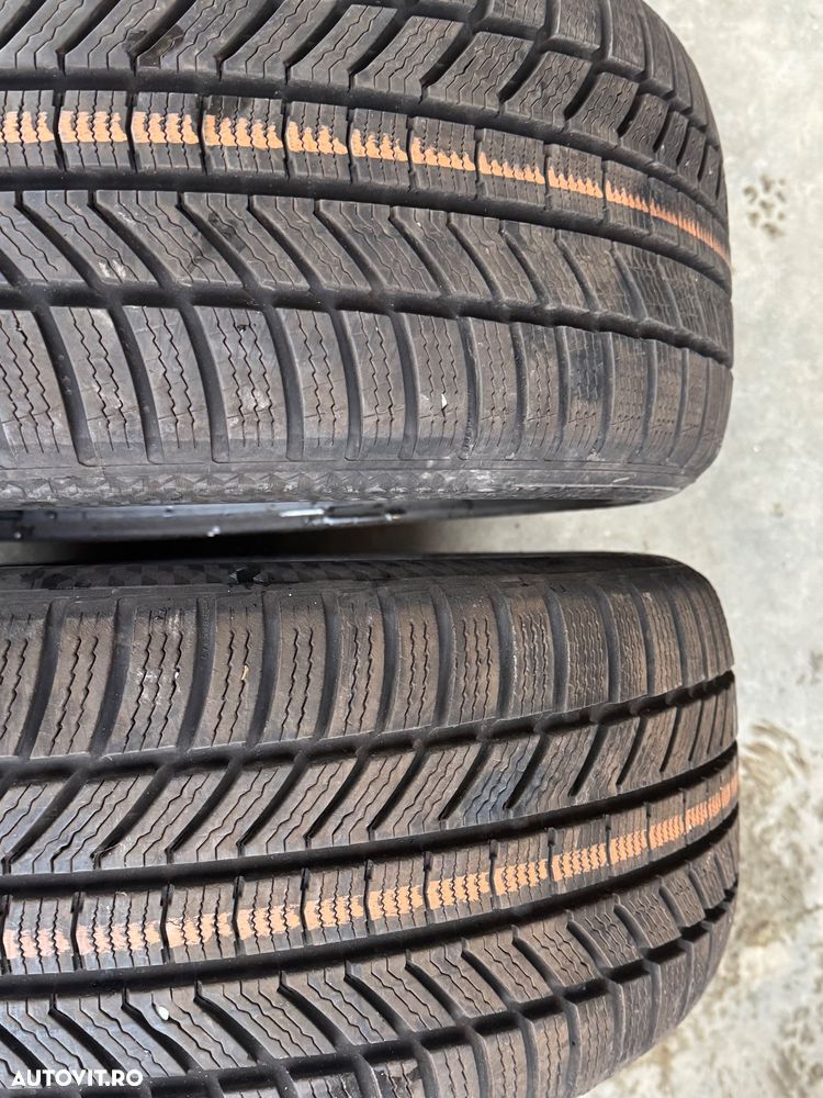 Vând 2 anvelope 255/40/21 continental de iarnă ca noi - 4