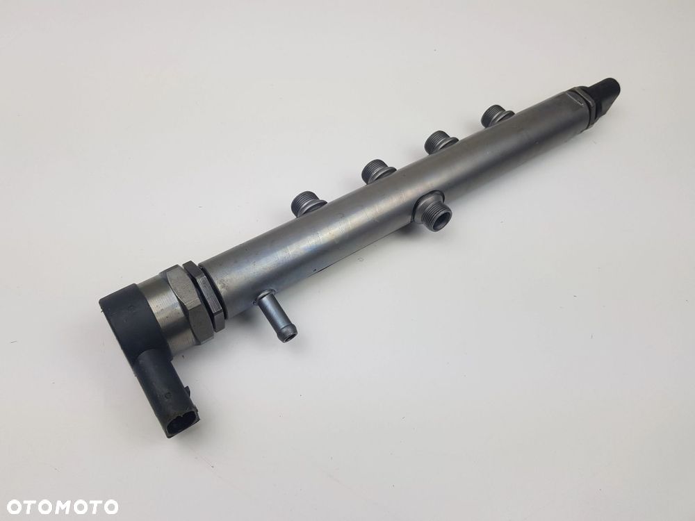 NOWA ORYGINALNA Listwa wtryskowa Mercedes w205 w213 w247 2.0 CDI A6540700095 - 7