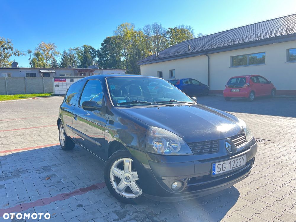 Renault Clio 1.2 - 11