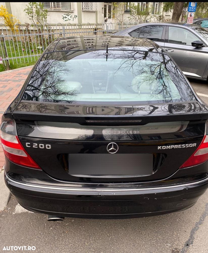 Mercedes-Benz C 200 Kompressor Sportcoupe - 9