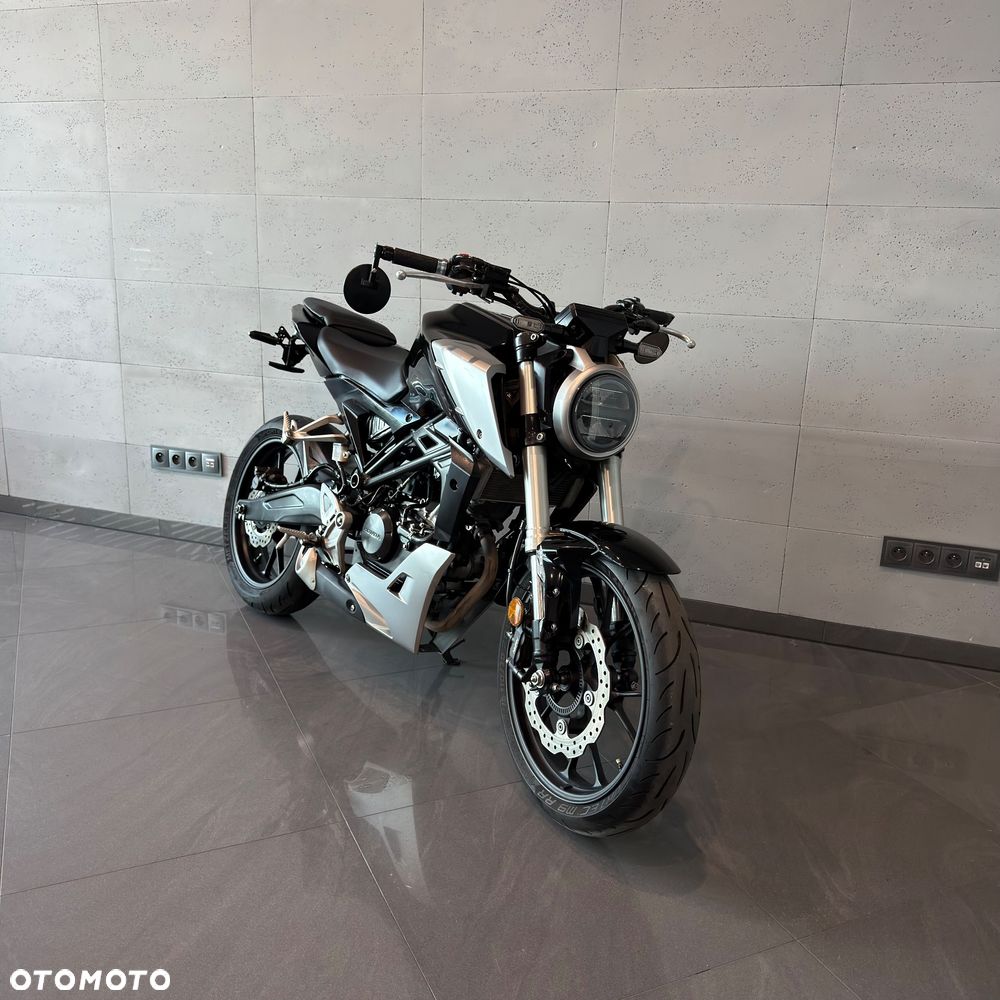 Honda CB - 4