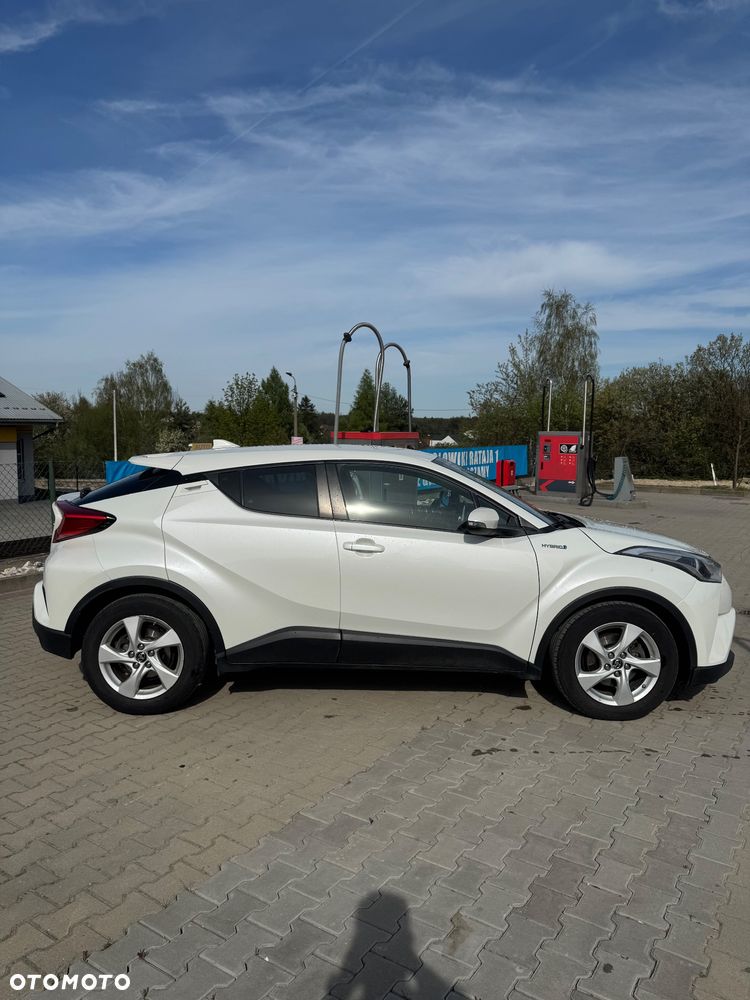 Toyota C-HR - 4