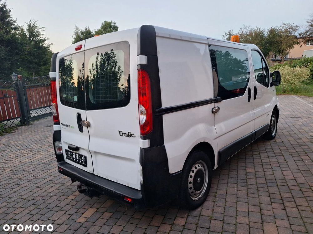 Renault Trafic - 16