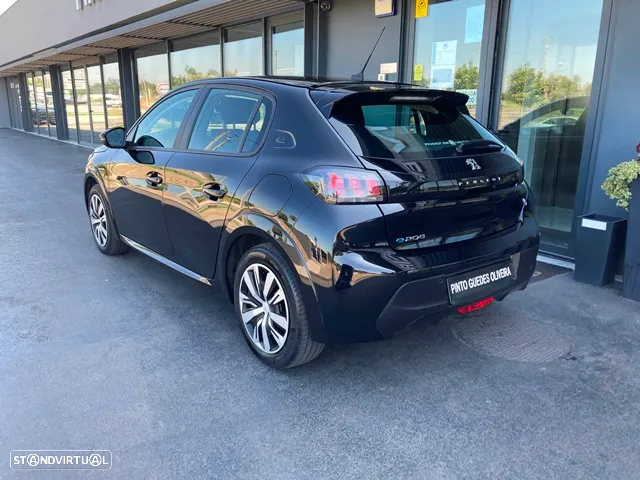 Peugeot e-208 50 kWh Active Pack - 7