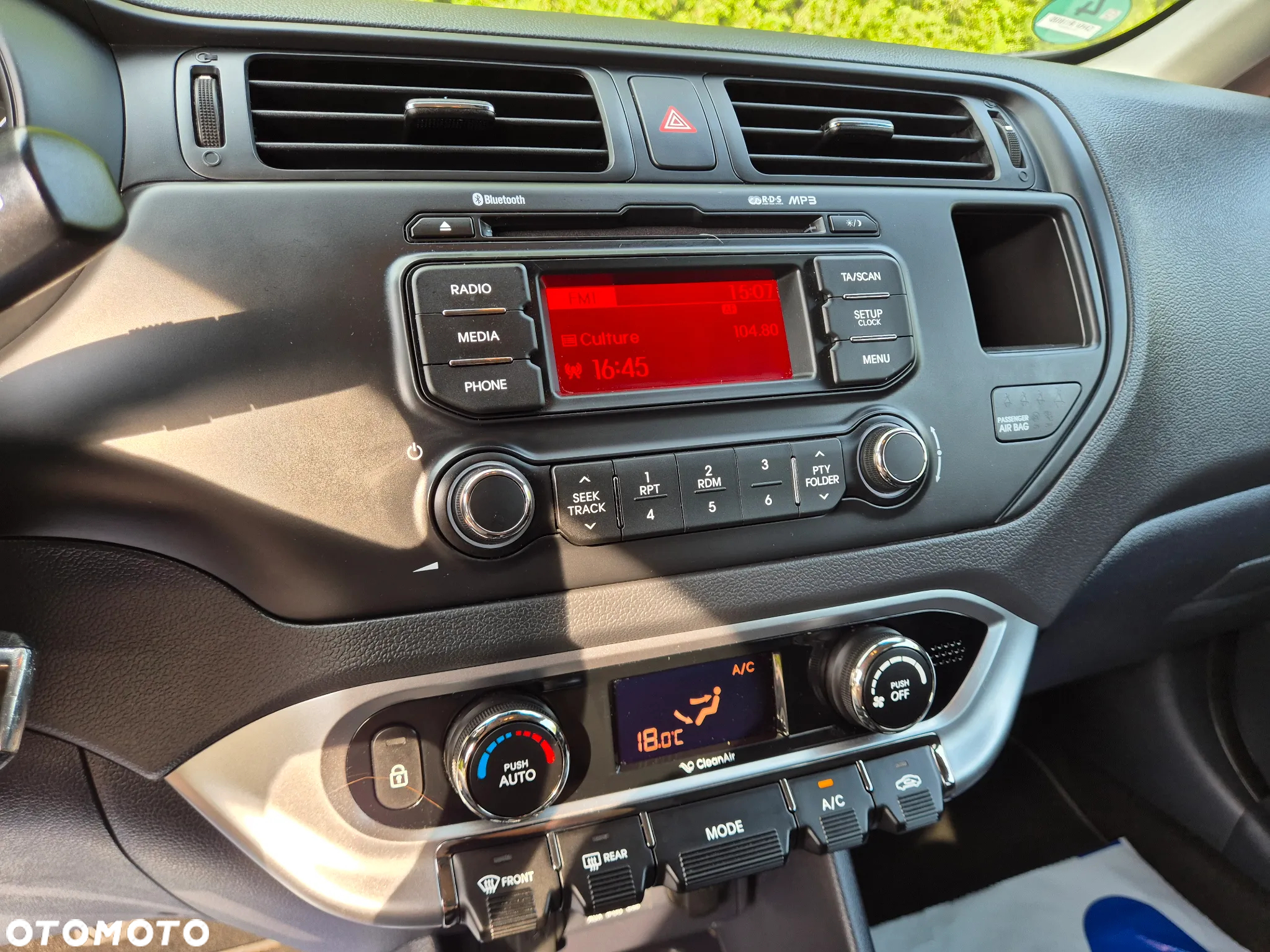Kia Rio 1.2 XL - 31
