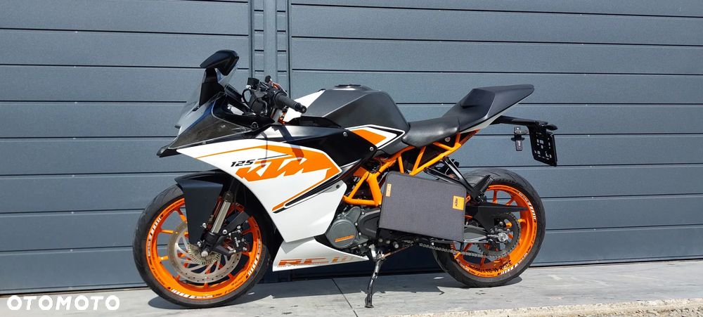 KTM RC 125 - 16