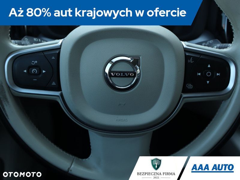 Volvo XC 60 - 22