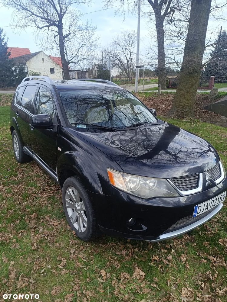 Mitsubishi Outlander 2.4 4WD CVT Instyle - 2