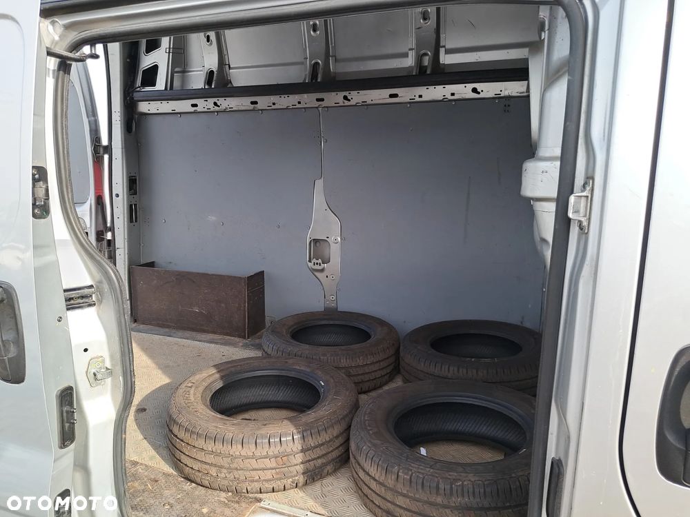 Renault Trafic L2H2 - 20