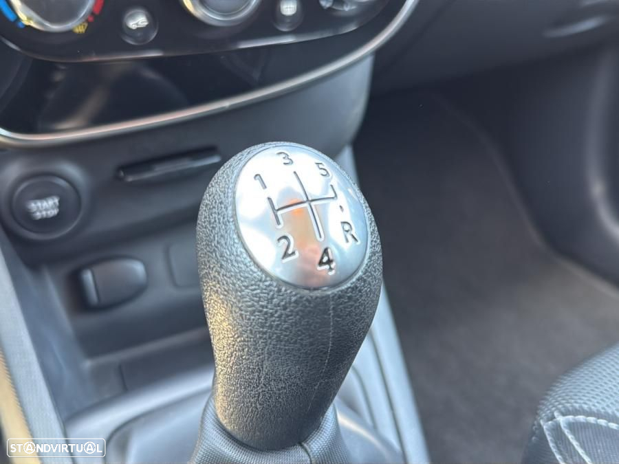 Renault Clio - 16