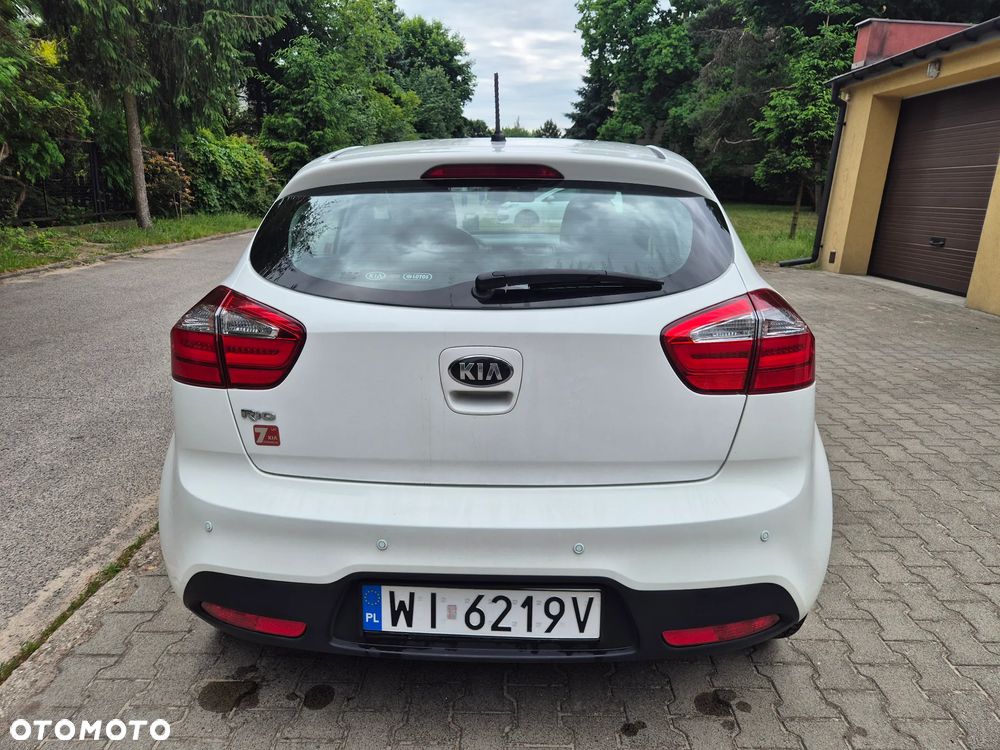 Kia Rio 1.2 XL - 6