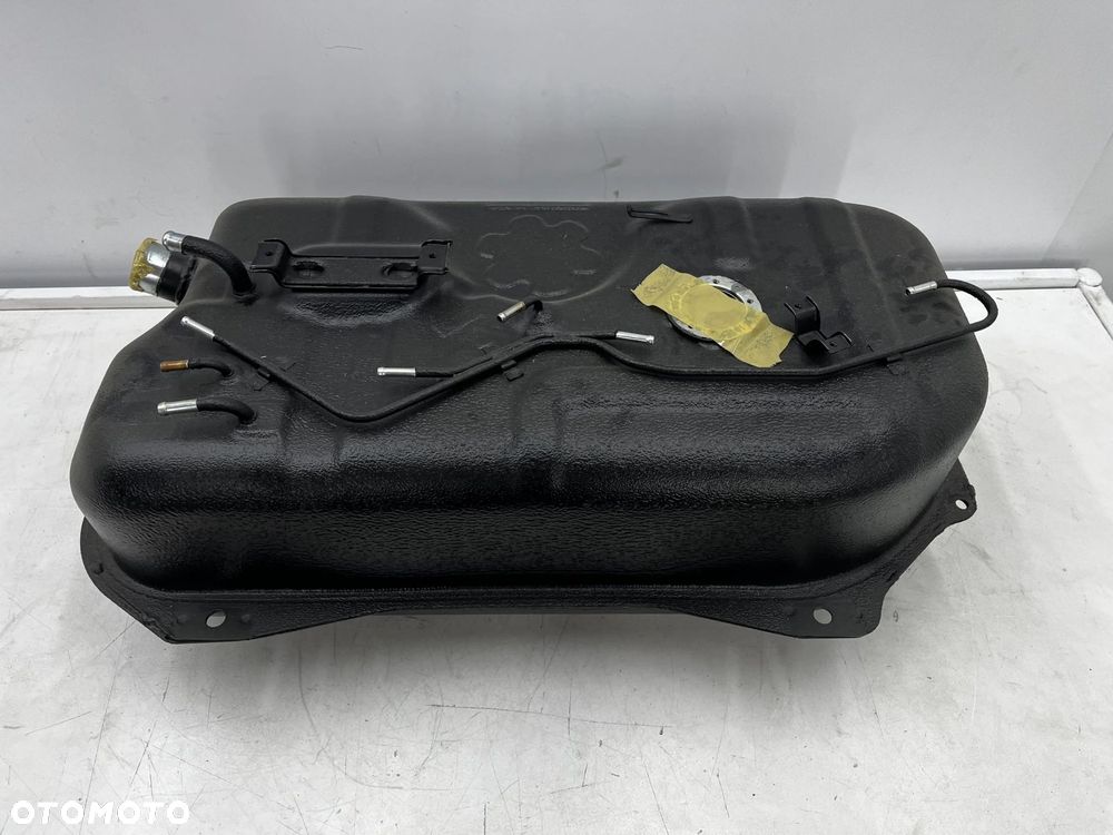 Zbiornik paliwa Suzuki Vitara 1 I 88-97r. BENZYNA bak nowy orginalny 89101-64a50 - 7