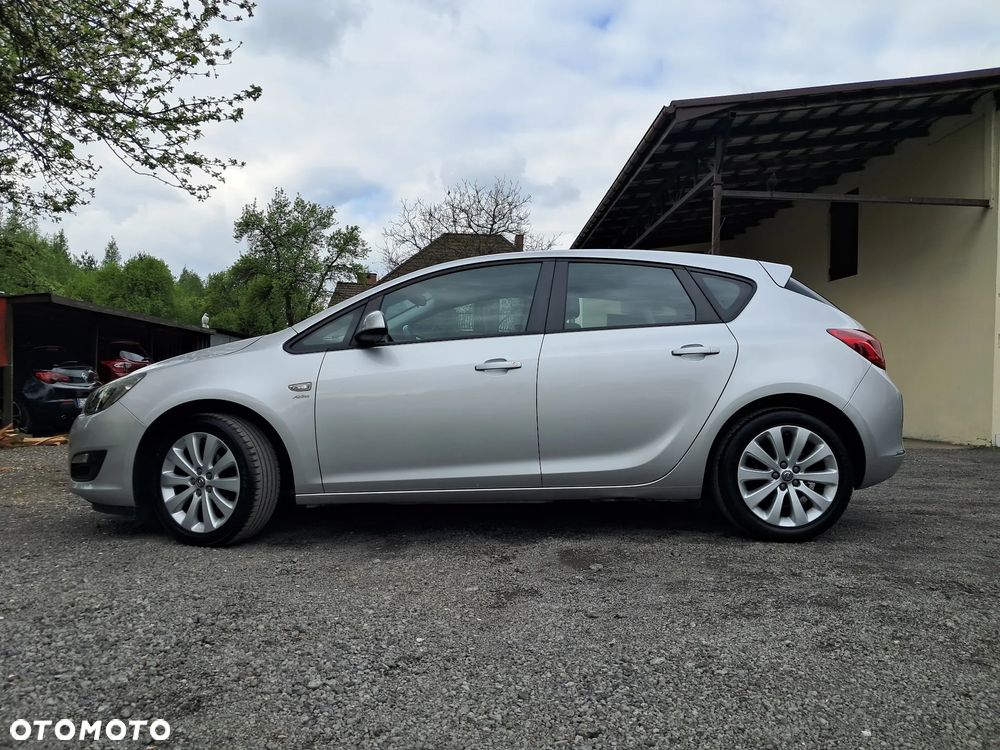 Opel Astra 1.4 Turbo ecoFLEX Start/Stop Active - 2