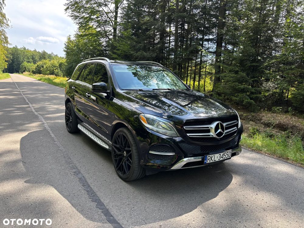 Mercedes-Benz GLE - 1