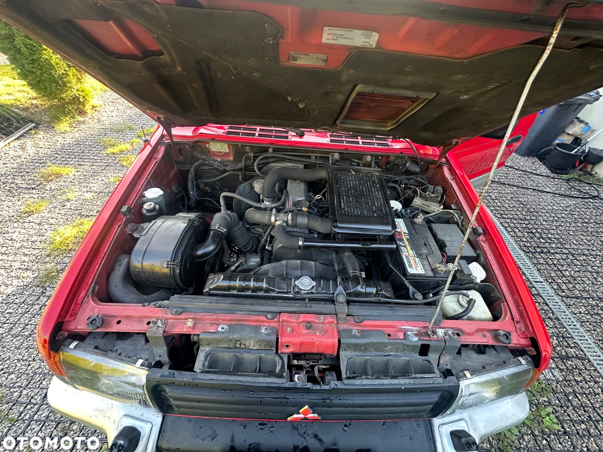 Mitsubishi Pajero 2.5 TD GLS - 14
