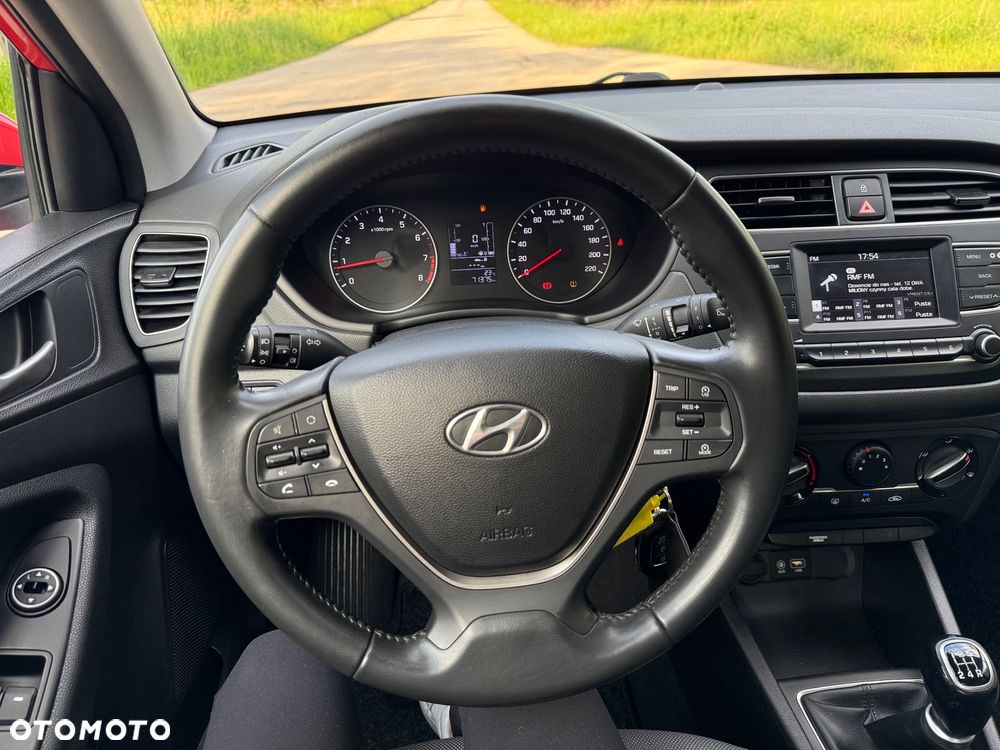 Hyundai i20 1.2 Trend - 16
