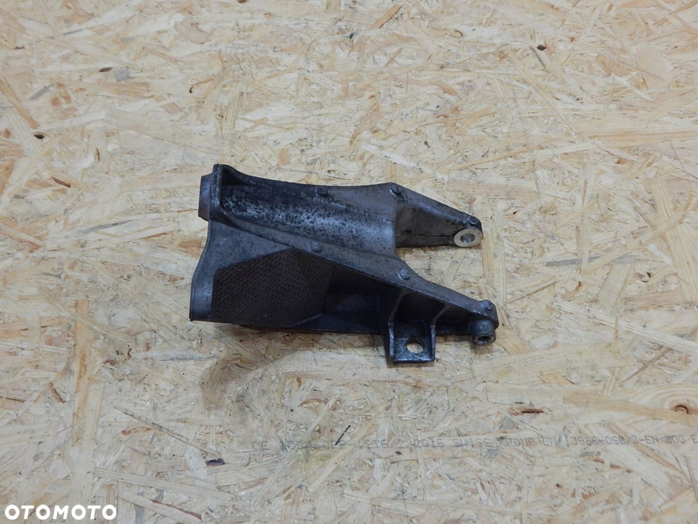 VW T5 LIFT łapa poduszka silnika 2.0 TDI 7E0199343 - 1