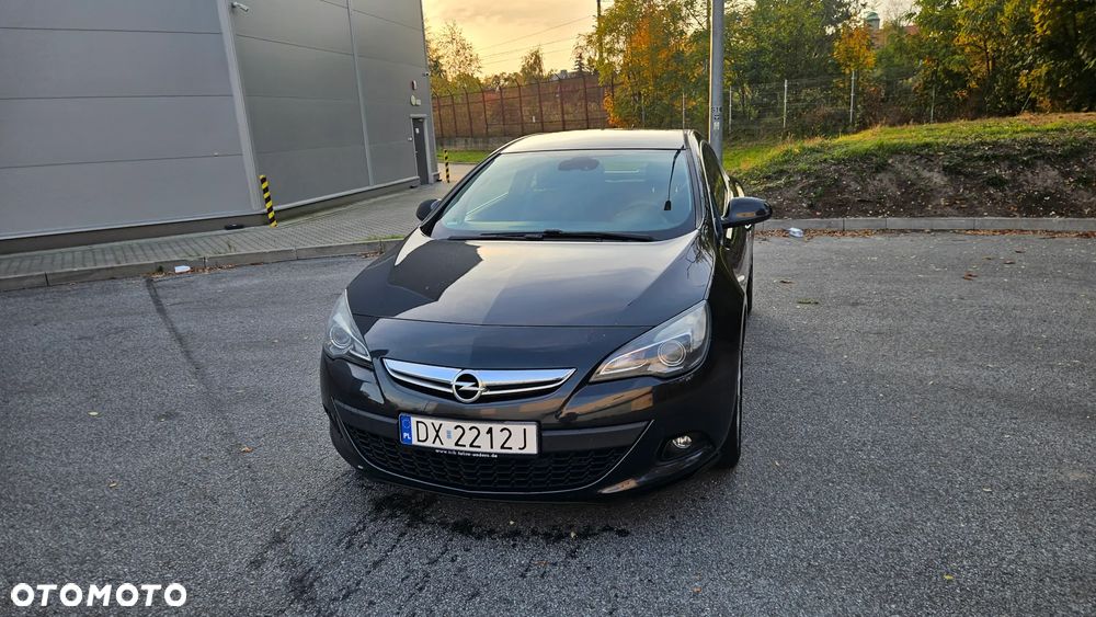 Opel Astra 2013 photo 5