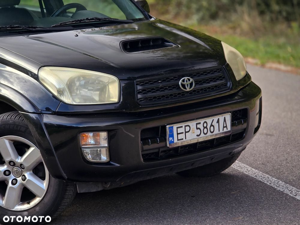 Toyota RAV4 D-4D 4x4 - 34